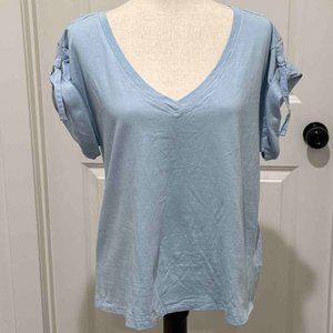 Anthropologie Buckle sleeve light blue V-Neck tee size Large